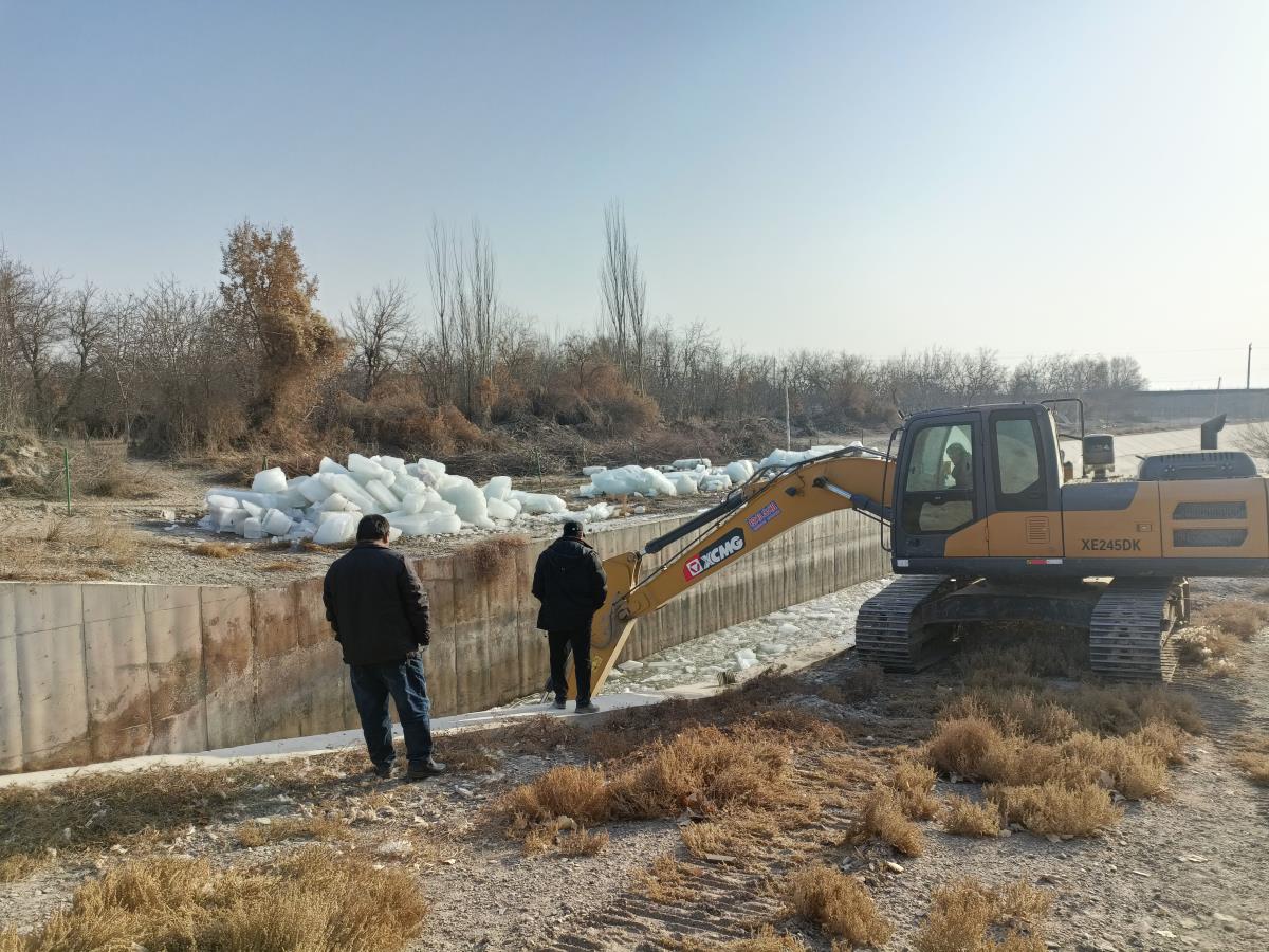 ���ⰻȻ����æ